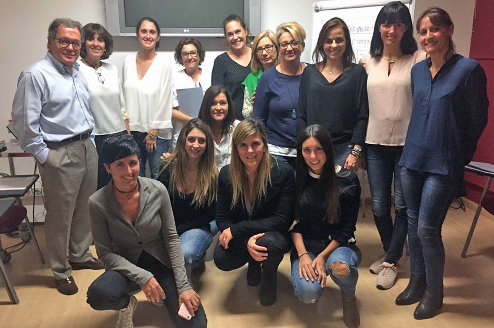 Nuestra recepcionista Mayte Menarguez Sampedro asiste en Barcelona a un curso de 'Comunicación y ventas ' de Bqdc - Clínica